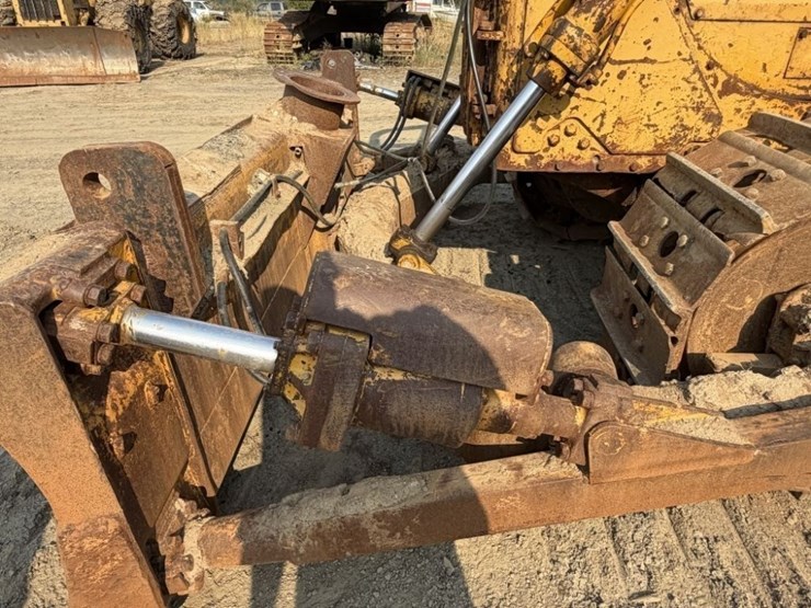 1968-caterpillar-d6c-image-12