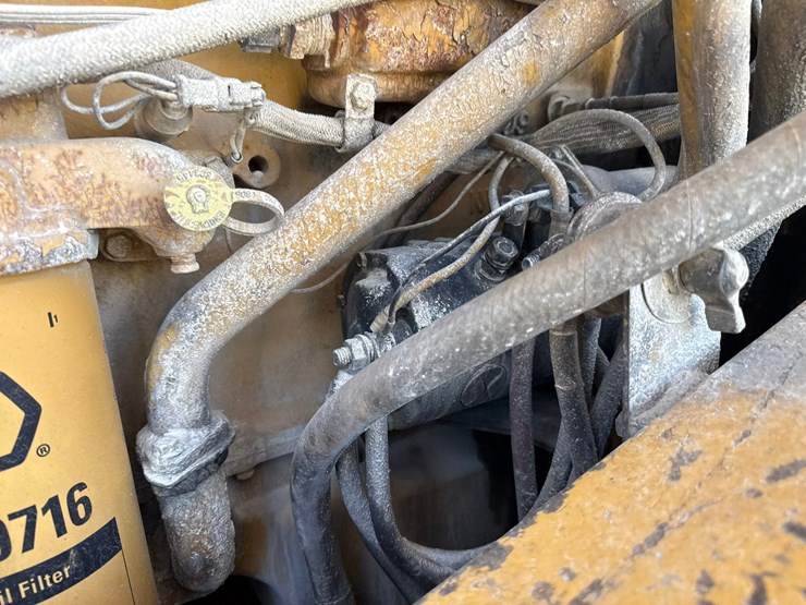 caterpillar-988-image-96