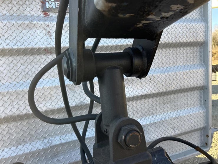2001-mack-ch613-image-41