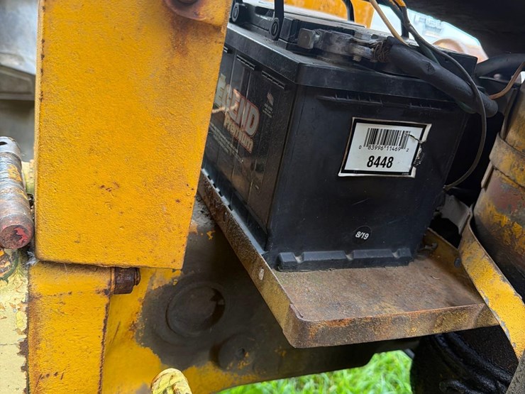 john-deere-440-image-32