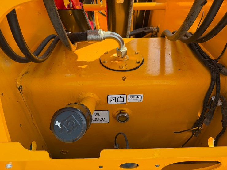 2024-jcb-509-42-image-39