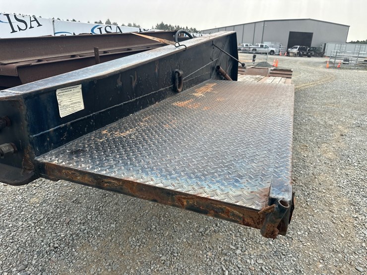 #61385-•-1995-nelson-mfg.-tandem-axle-lowboy-trailer-image-9