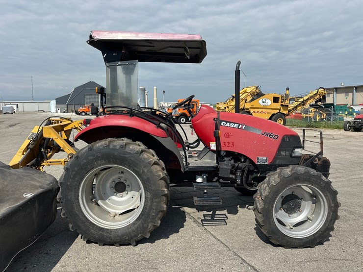 #2867-•-2008-case-jx60-4x4-tractor-image-5