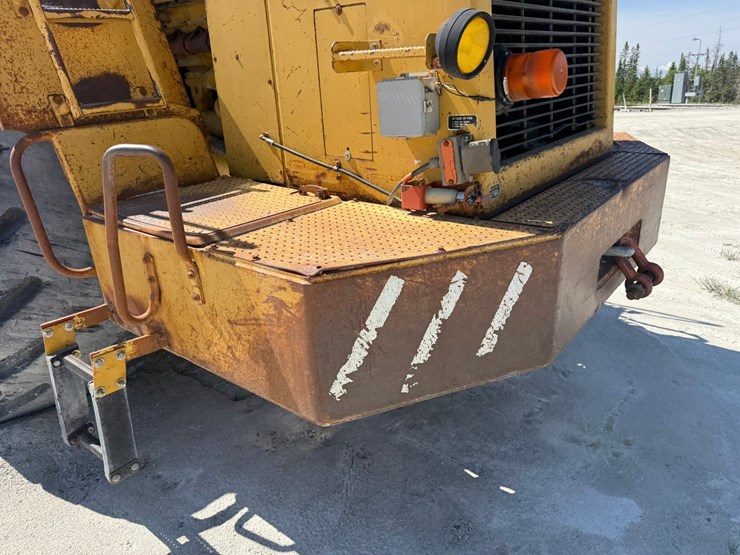 caterpillar-988-image-39