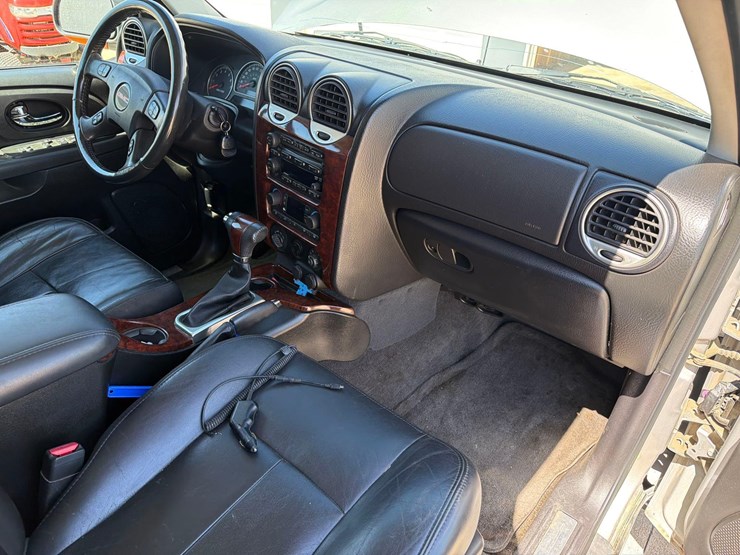 2005-gmc-1500-image-36