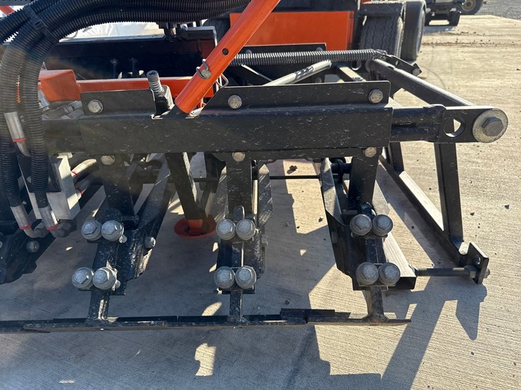 #61439-•-2013-optimas-t11-paver-laying-machine-image-10