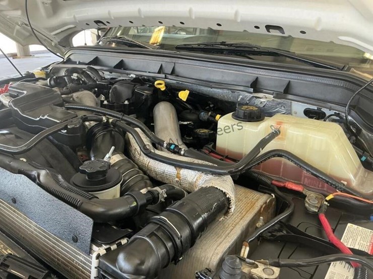 2014-ford-f350-image-13