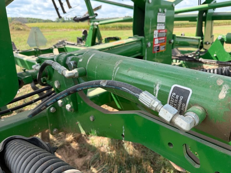 john-deere-2430-image-37