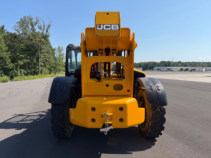 2024-jcb-509-42-image-4