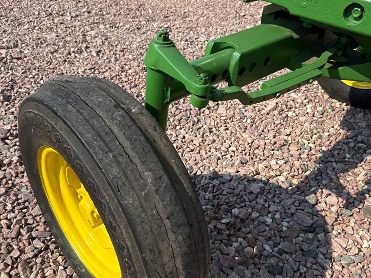 john-deere-630-image-17