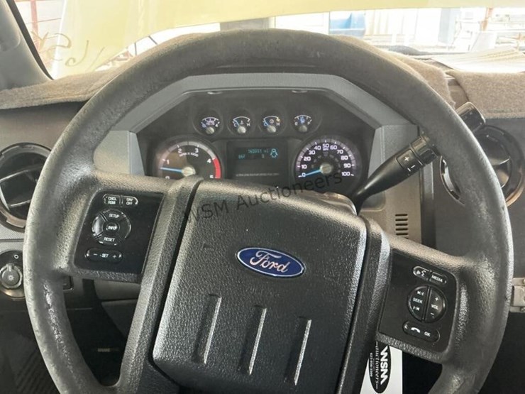 2015-ford-f550-image-19