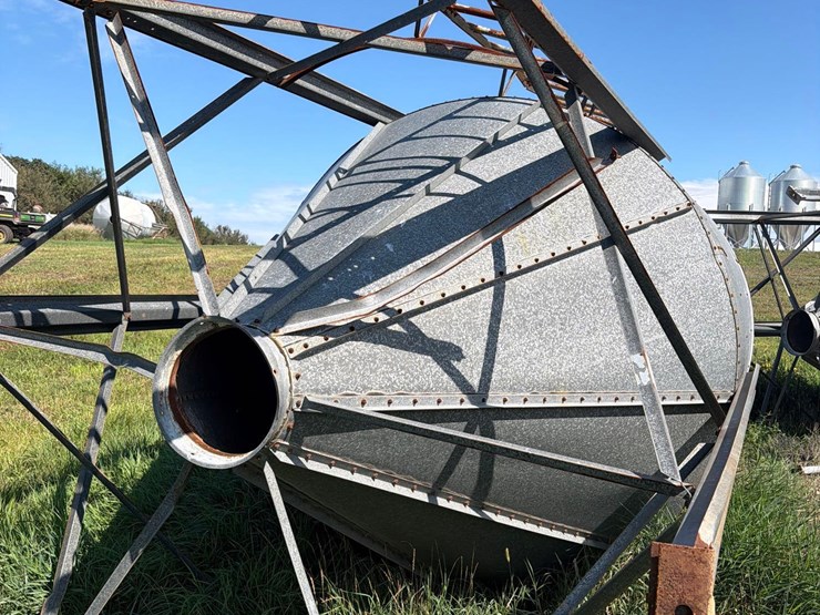 hog-slat-15-ton-bulk-bin-image-7