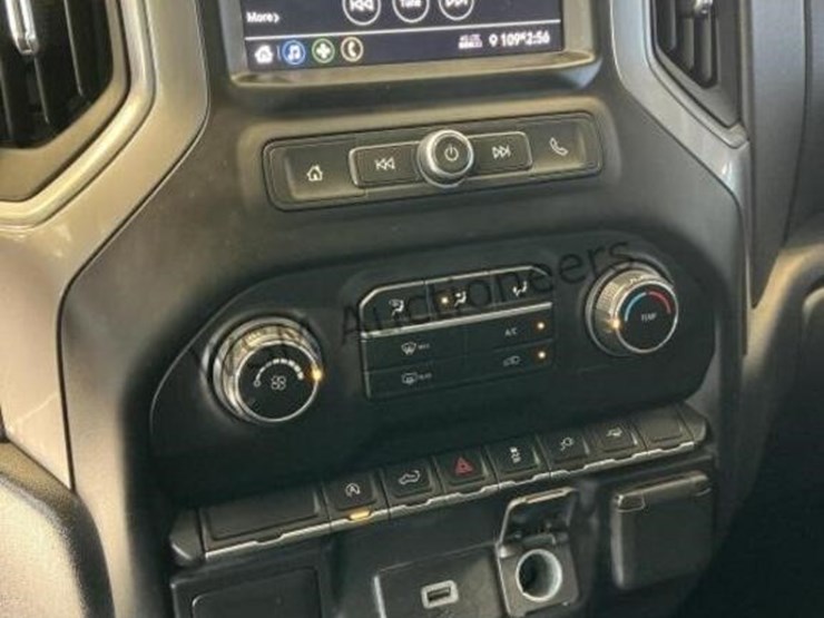 2020-chevrolet-silverado-1500-image-19