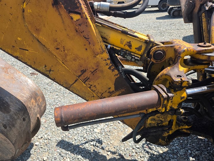 #61410-•-case-w-3-loader-backhoe-image-38