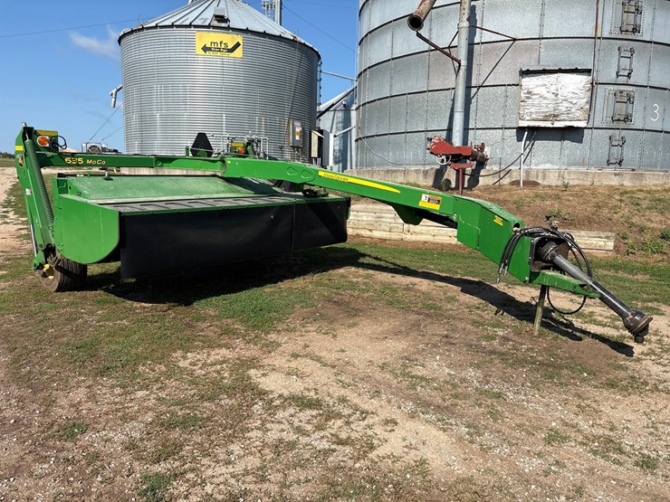 john-deere-635-image-7
