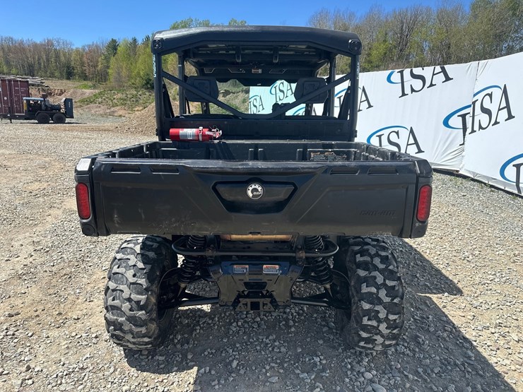 #5301-•-2022-canam-defender-xt-4x4-utv-image-4