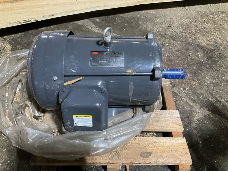 #434-•-dayton-3kx07g-7.5-hp-electric-motor-image-1
