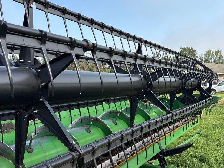 2009-john-deere-635f-image-14