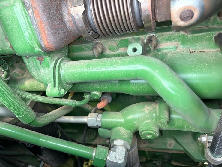 2022-john-deere-640-image-64