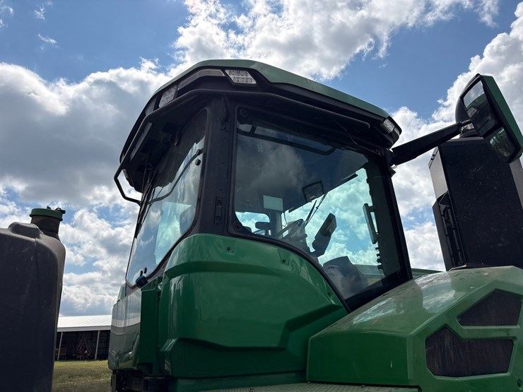 2022-john-deere-640-image-18