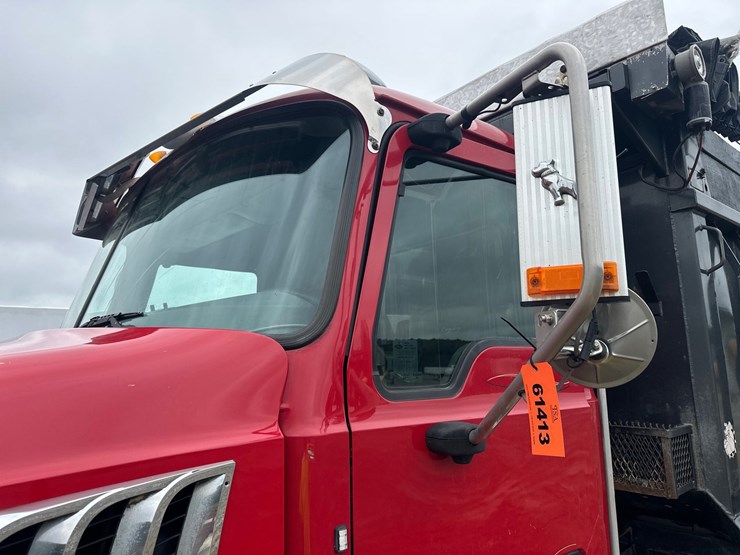 #61413-•-2013-mack-gu713-quad-axle-dump-truck-image-15