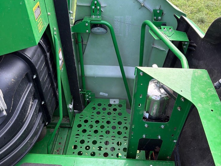 2013-john-deere-s660-image-104