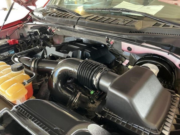 2017-ford-f150-image-11