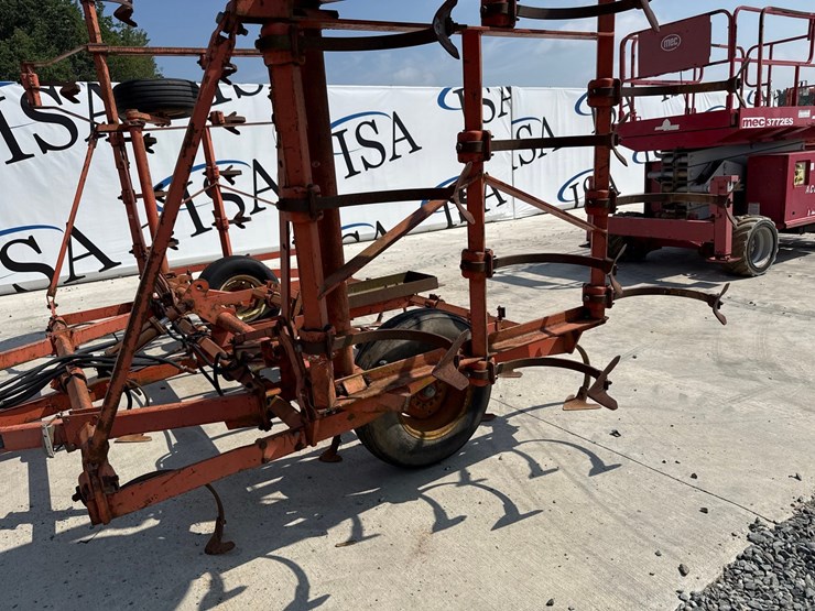 allis-chalmers-1300-image-27