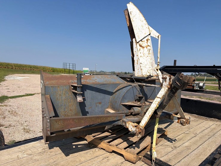 allied-8ft-snowblower-image-2