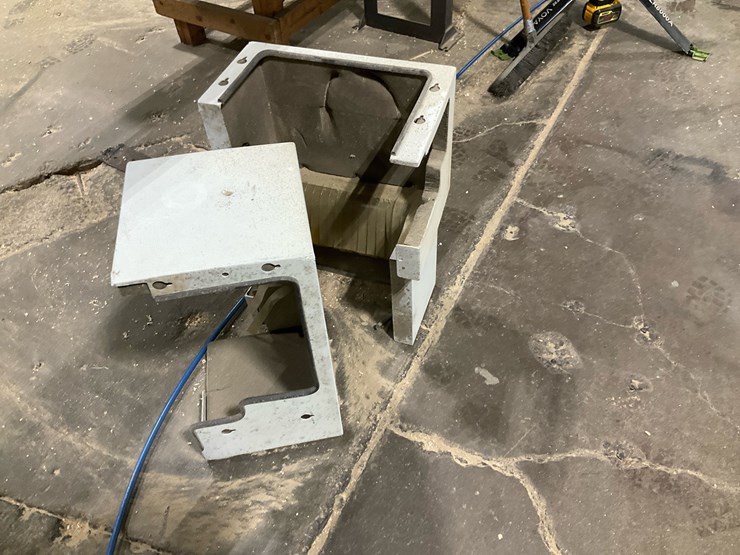 #195-•-weinig-hydromat-2000-industrial-woodworking-moulder-line-image-32