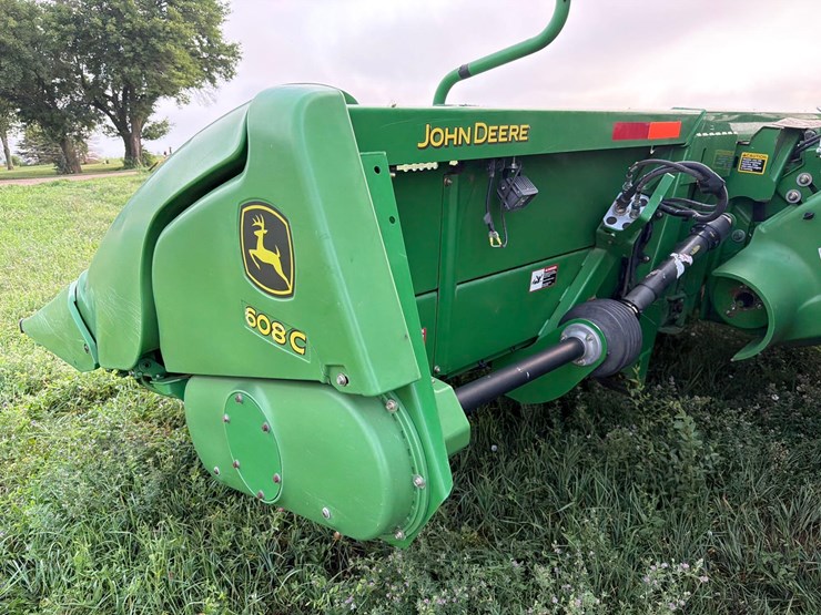 2009-john-deere-608c-image-69