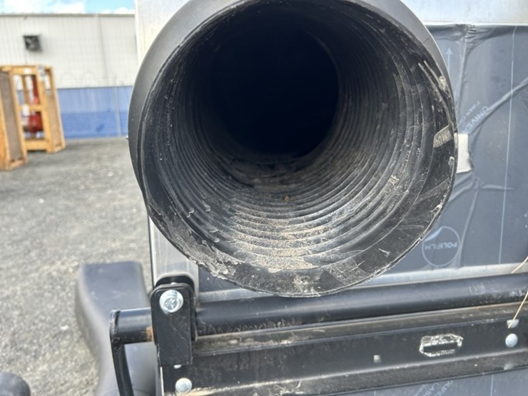 john-deere-1025r-image-8