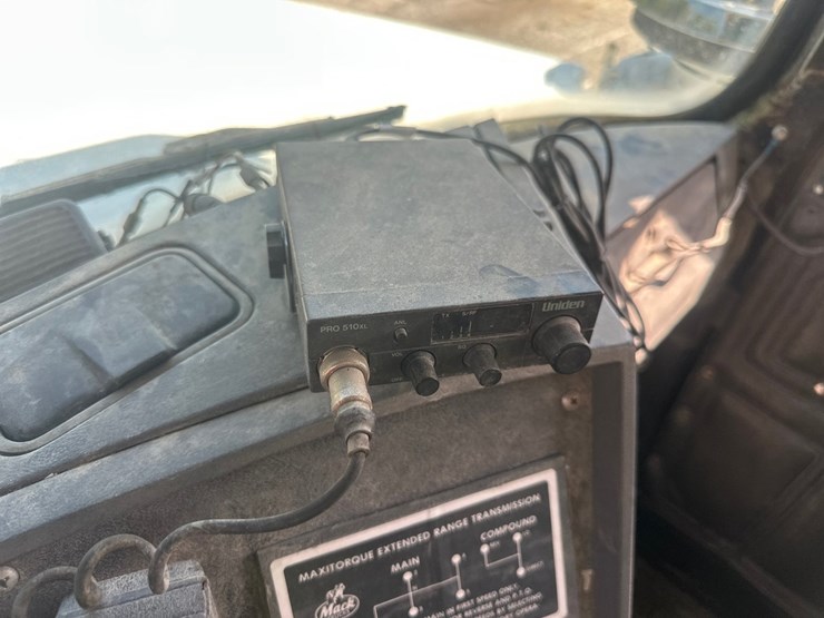 mack-dm685s-image-32