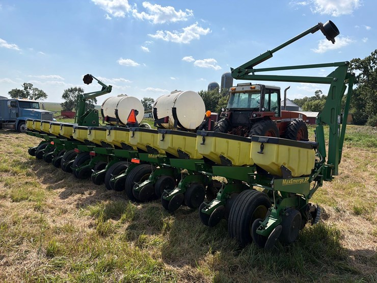 john-deere-1760-image-3