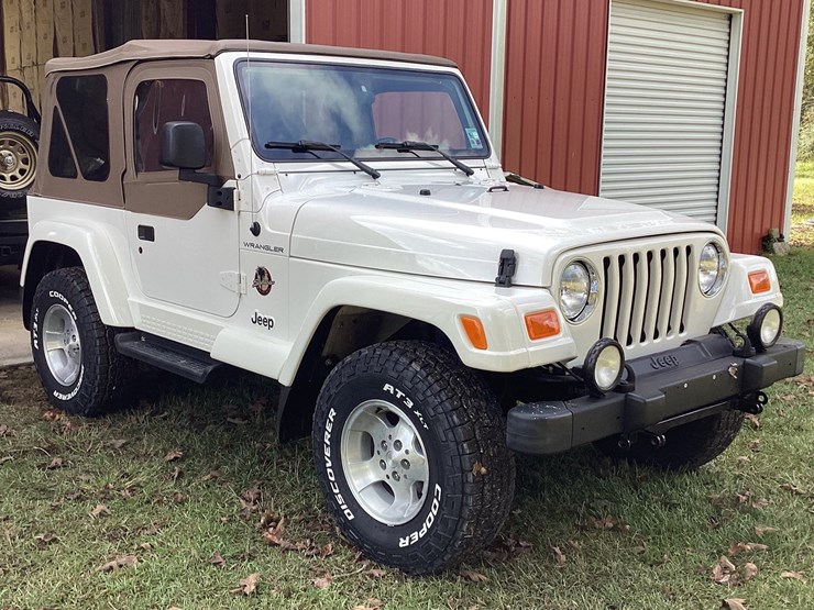 2002-jeep-wrangler-image-1