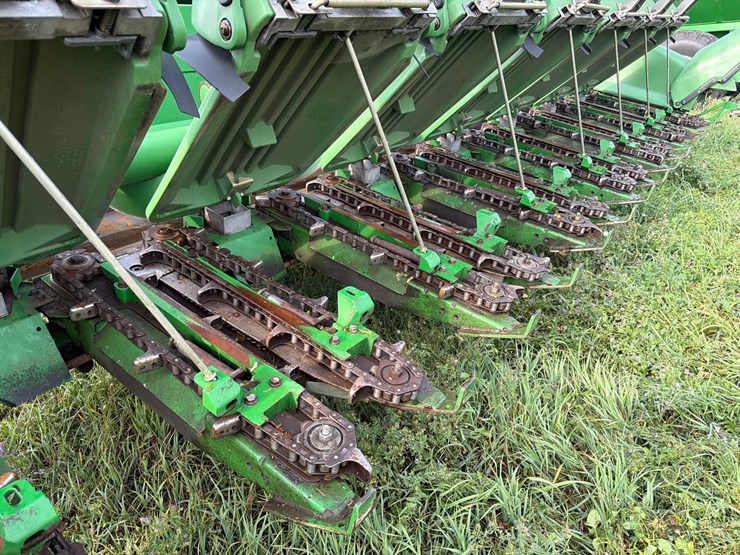 2009-john-deere-608c-image-19