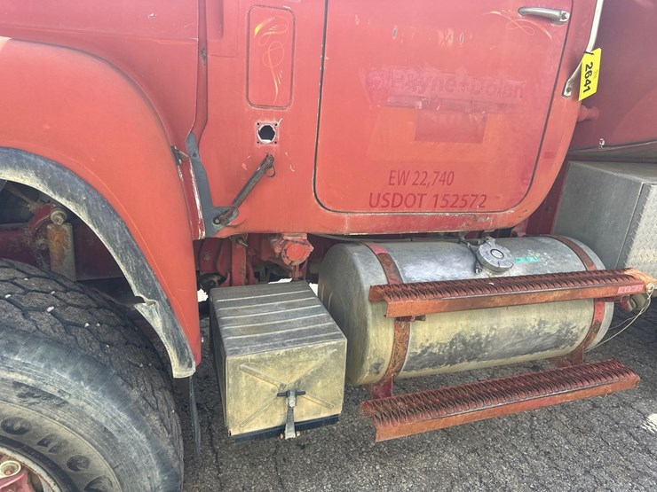 mack-rd690s-image-14