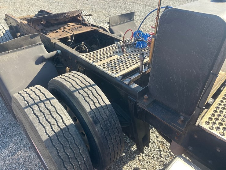 1988-kenworth-t800-image-19