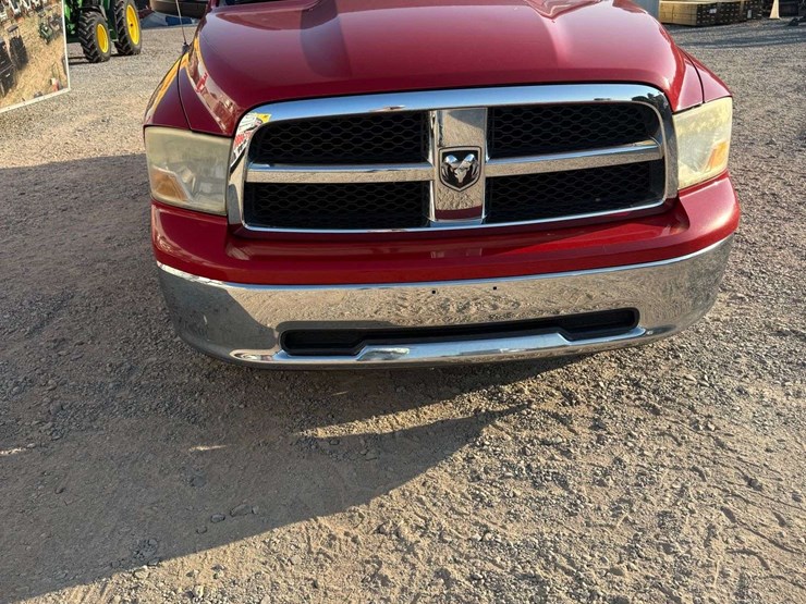 2012-dodge-1500-image-8