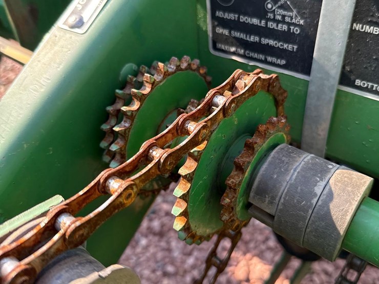 john-deere-7000-image-37