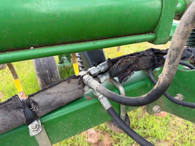 john-deere-2200-image-36