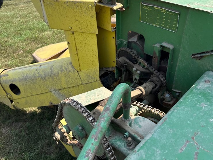 john-deere-34-image-25