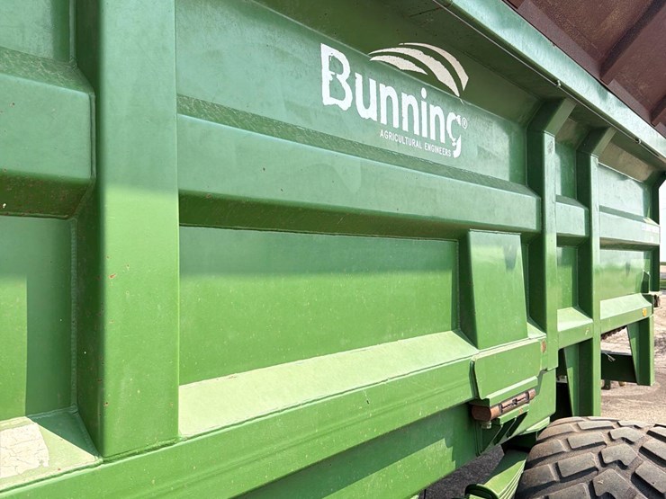 2012-bunning-lowlander-widebody-350-image-48