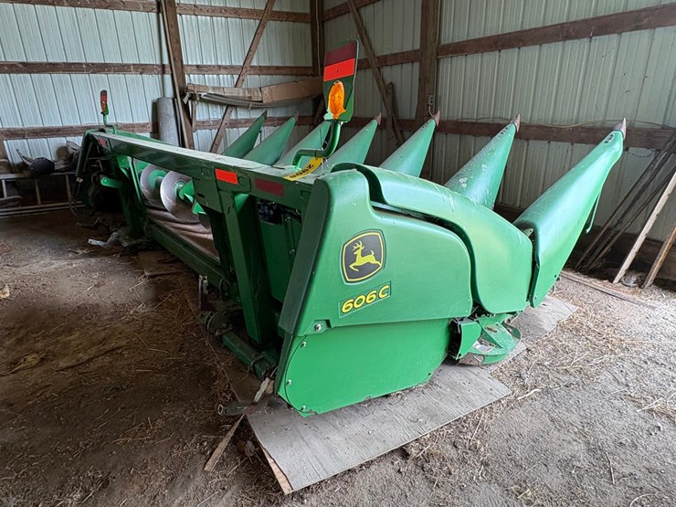 john-deere-606c-image-3