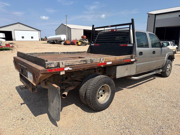 2001-chevrolet-k3500-image-13