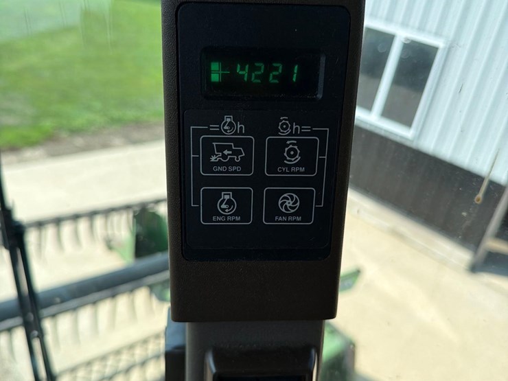 john-deere-9400-image-80