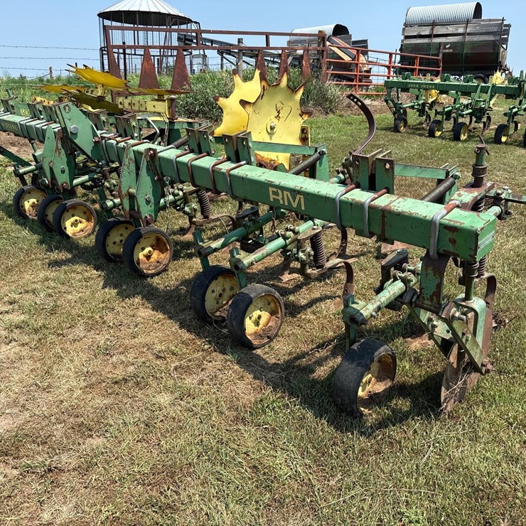 JOHN DEERE RM