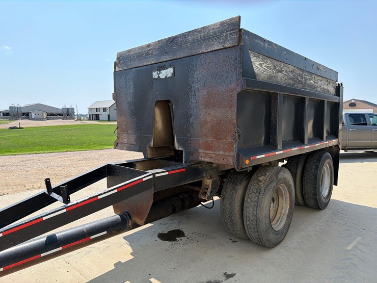 1980-homemade-pup-trailer-image-4