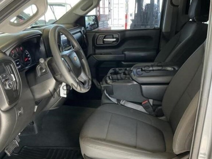 2020-chevrolet-silverado-1500-image-21