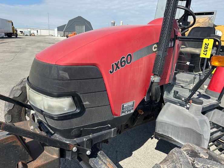 #2857-•-2008-case-jx60-4x4-tractor-image-8